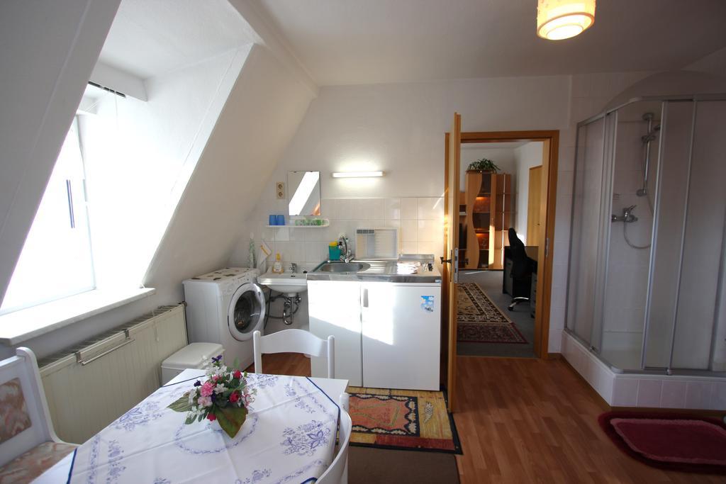 Karin'S Behagliche Ferienwohnung Benshausen ภายนอก รูปภาพ